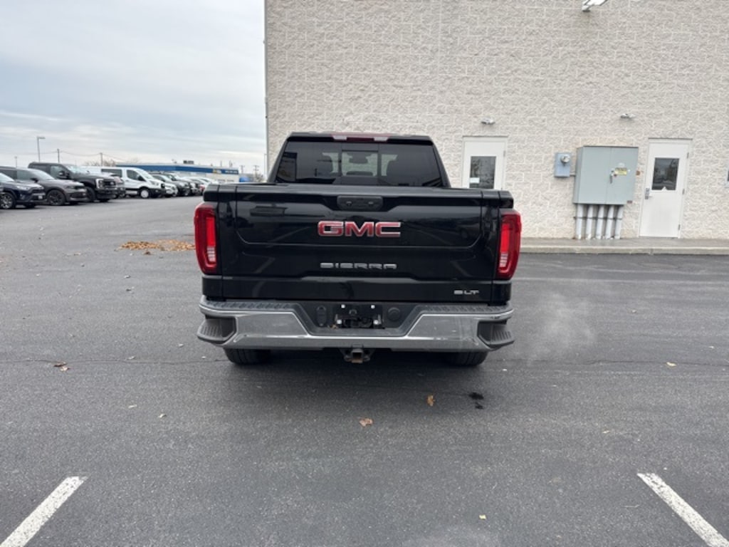 Used 2022 GMC Sierra 1500 SLT Truck Crew Cab