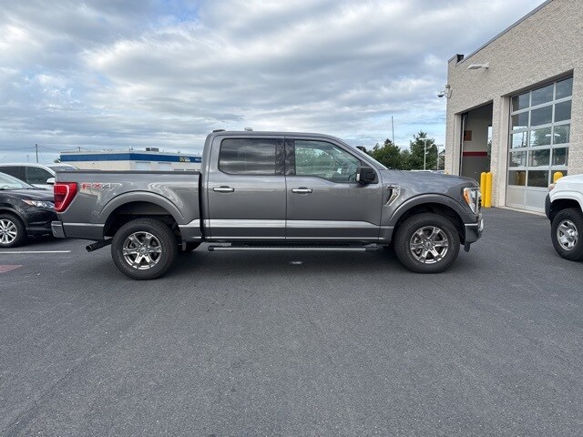 2021 Ford F-150 XLT photo 3