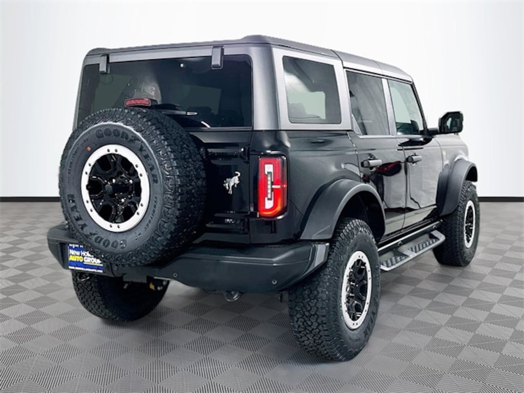 New 2025 Ford Bronco Badlands SUV