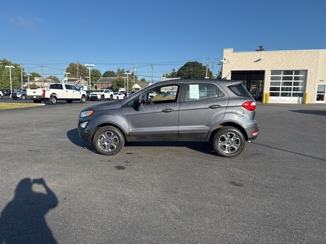 2022 Ford EcoSport S photo 2