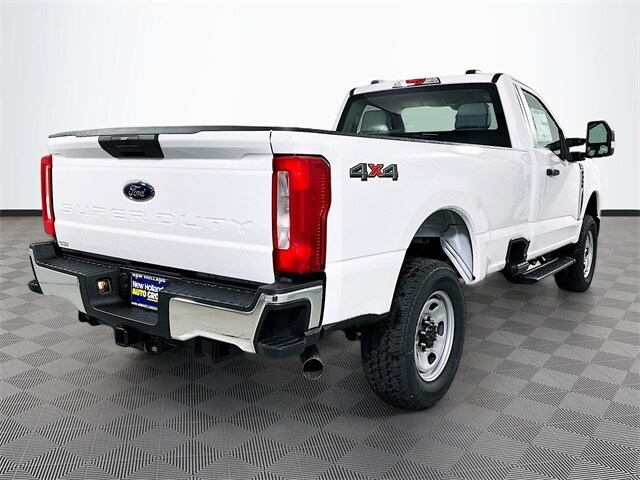 2026 Ford F-350 XL photo 4