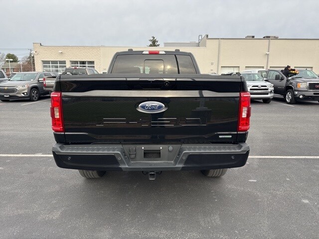 2022 Ford F-150 XLT photo 2