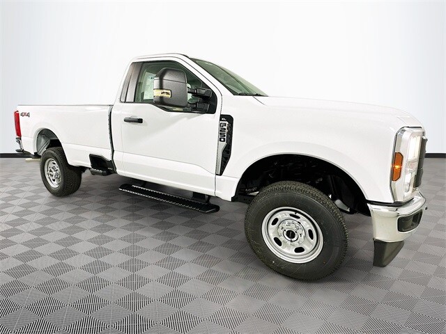 2025 Ford F-250 XL photo 3