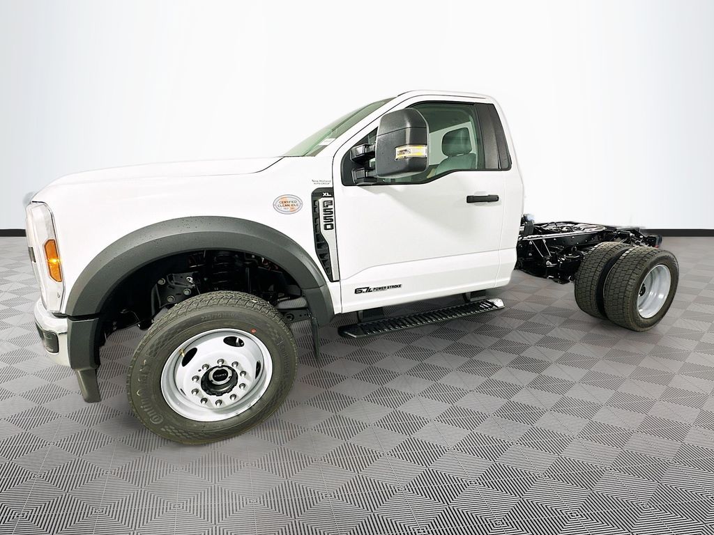 2026 Ford F-550 Super Duty Chassis Cab XL - Photo 23