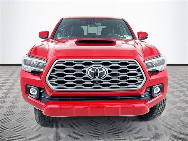 2023 Toyota Tacoma TRD Sport V6 photo 2