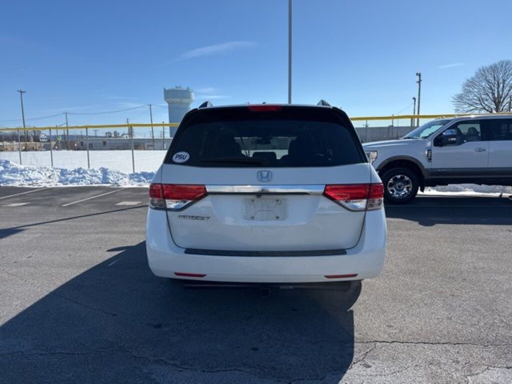 Used 2015 Honda Odyssey EX-L Van