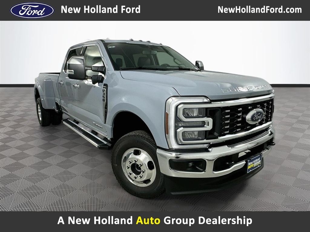 New 2026 Ford F-350 Lariat Truck