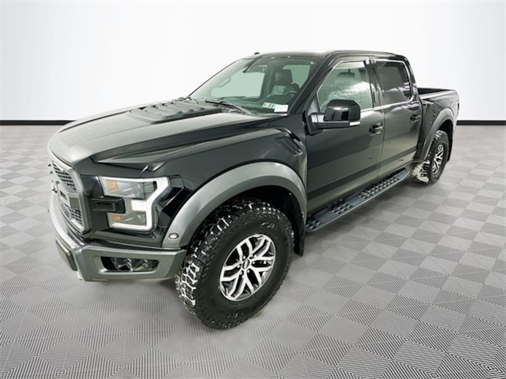 Used 2017 Ford F-150 Raptor Truck SuperCrew Cab