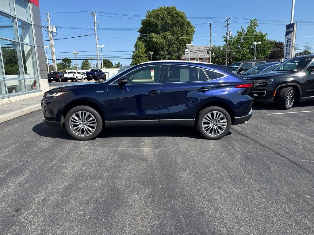 Used 2021 Toyota Venza XLE SUV
