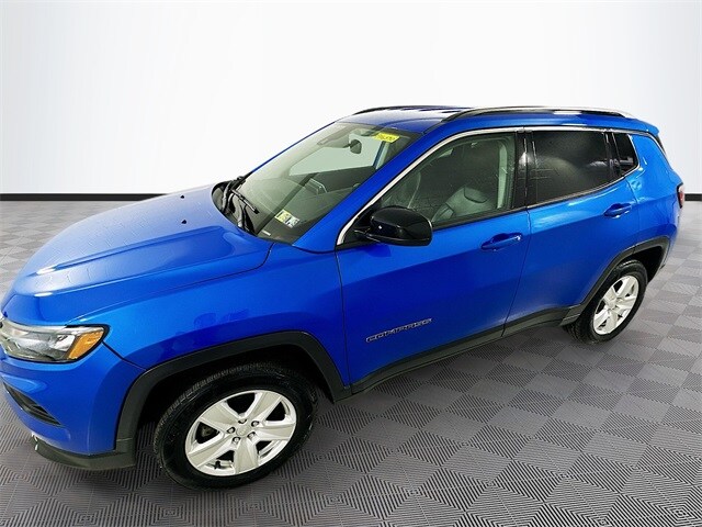2022 Jeep Compass Latitude photo 4