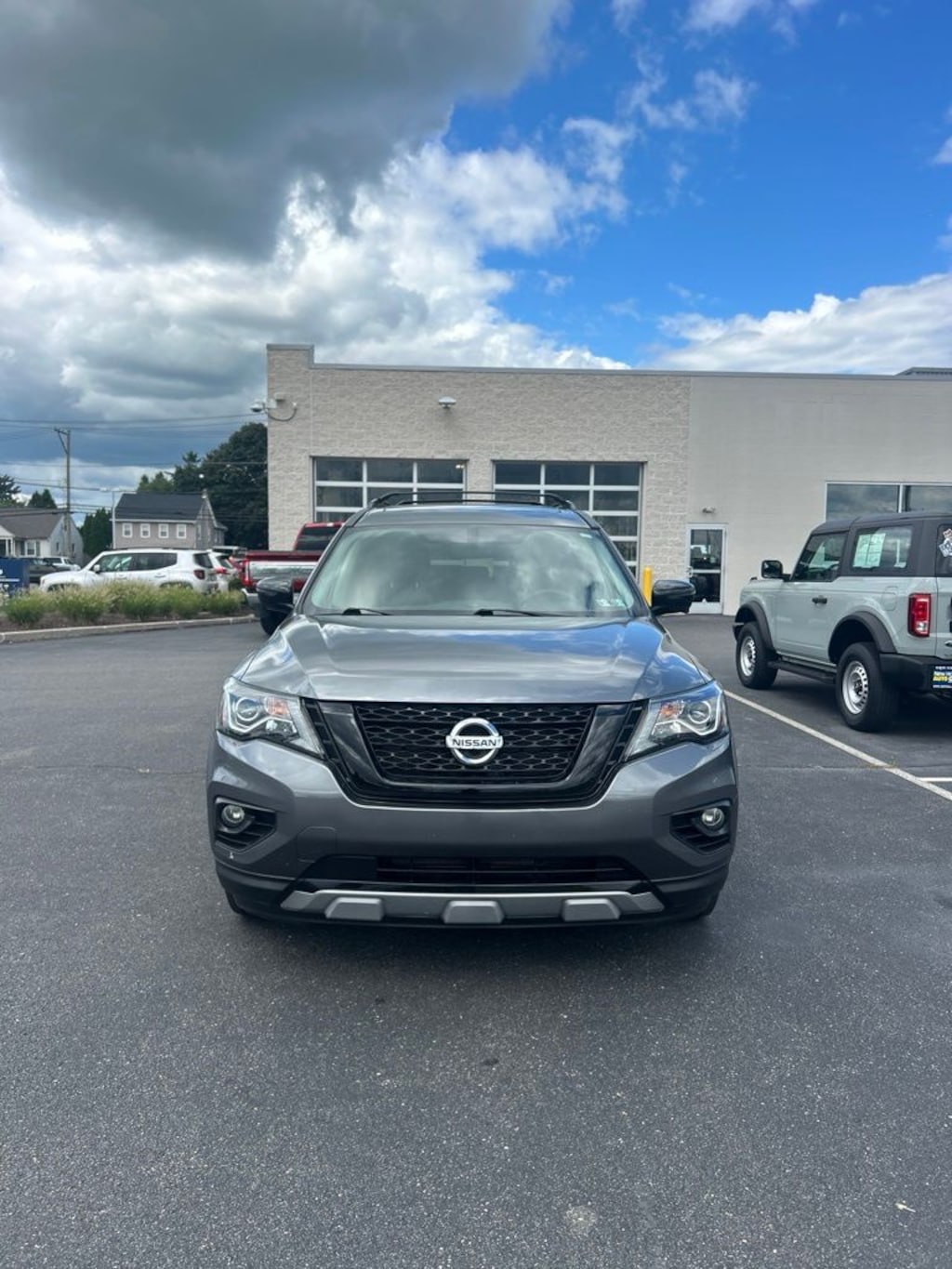 Used 2020 Nissan Pathfinder SL SUV
