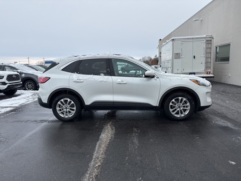 Used 2020 Ford Escape SE SUV