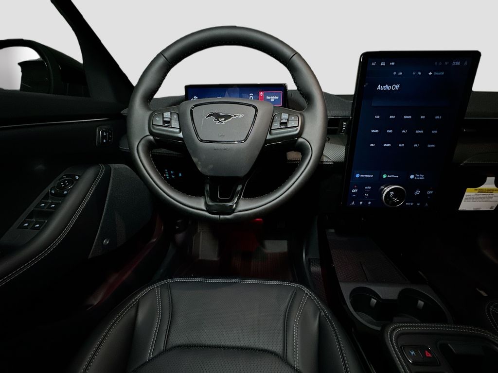 2025 Ford Mustang Mach-E Premium - Photo 30