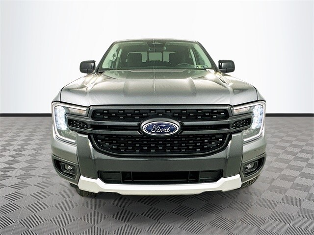 2025 Ford Ranger XLT photo 2