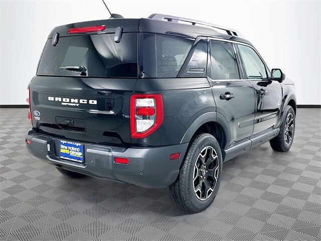 2025 Ford Bronco Sport Outer Banks photo 4