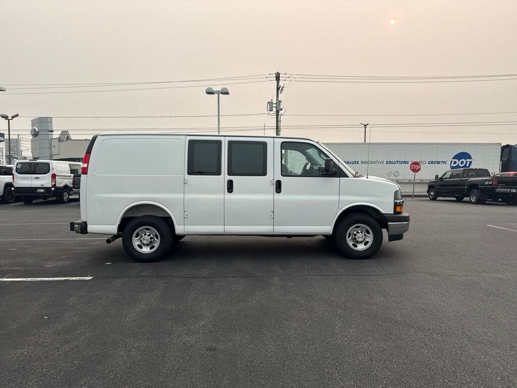 Used 2025 Chevrolet Express Cargo 2500 Work Van Van Cargo Van