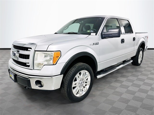 2013 Ford F-150 XLT photo 2