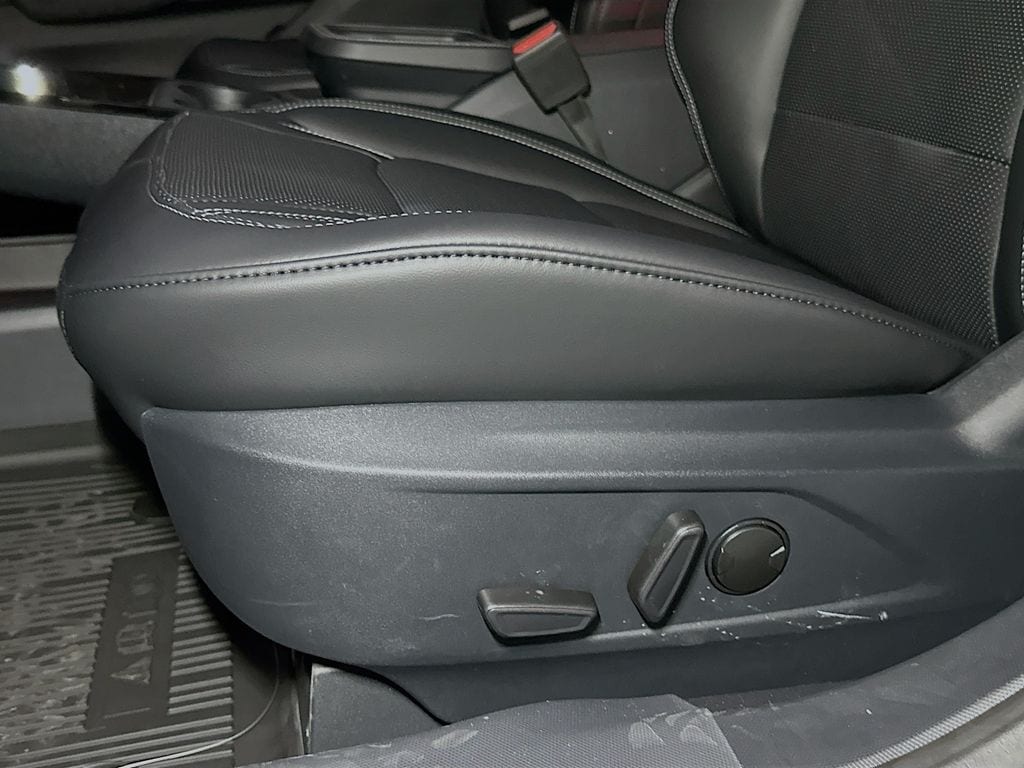 2025 Ford Mustang Mach-E Premium - Photo 17