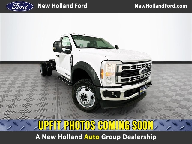 2026 Ford F-550 Super Duty Chassis Cab XL's photo