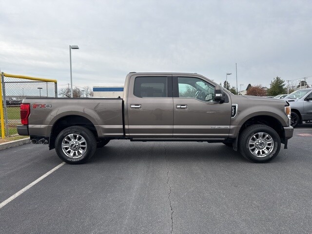2022 Ford F-350 Limited photo 4