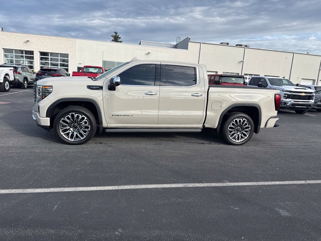 Used 2026 GMC Sierra 1500 Denali Ultimate Truck Crew Cab