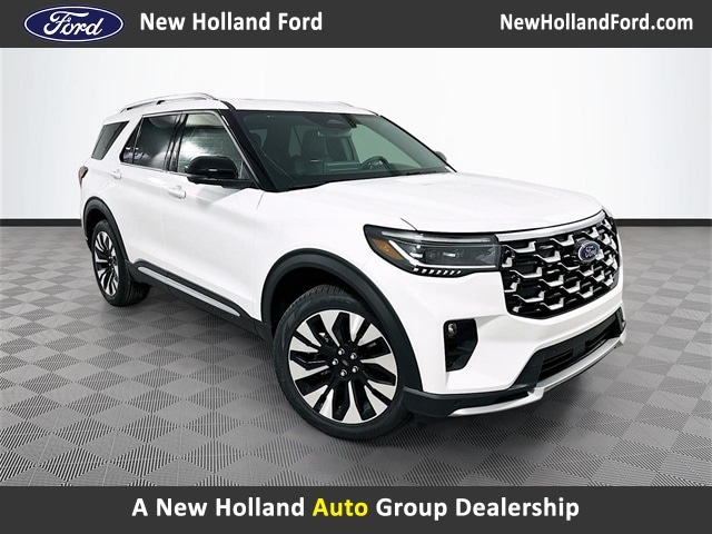 2026 Ford Explorer Platinum's photo