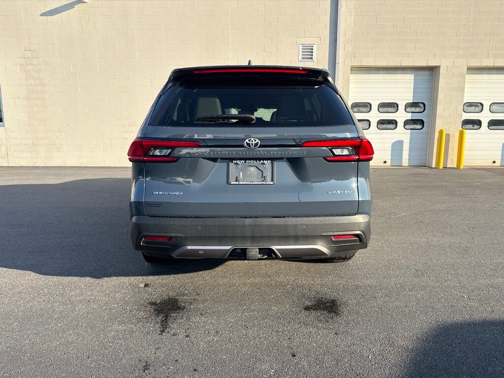 Used 2024 Toyota Grand Highlander Hybrid Limited SUV