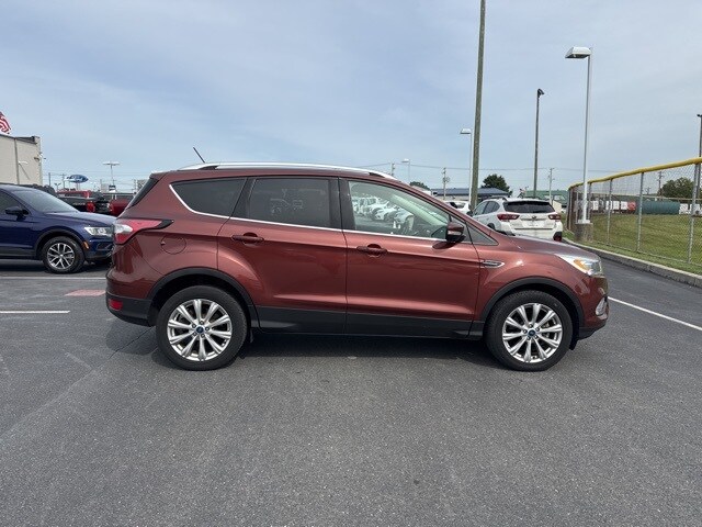 2018 Ford Escape Titanium photo 3