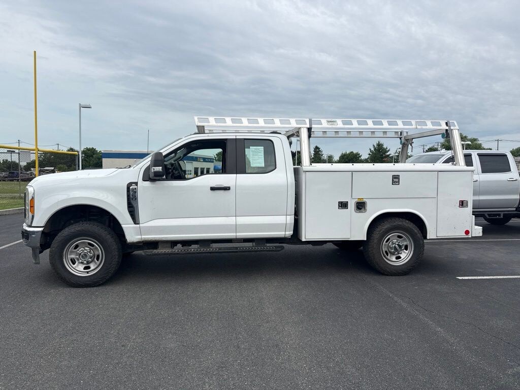 Used 2023 Ford F-350 XL Truck Super Cab
