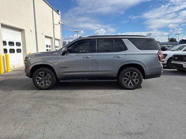 2021 Chevrolet Tahoe Z71 photo 2