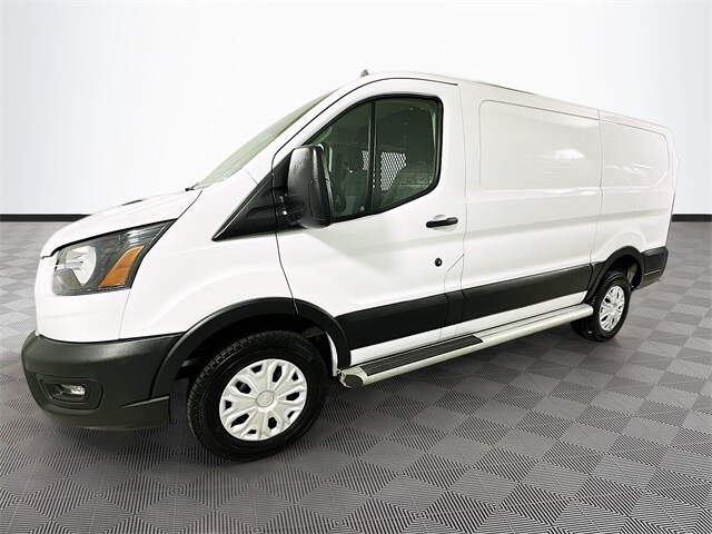 2024 Ford Transit photo 4