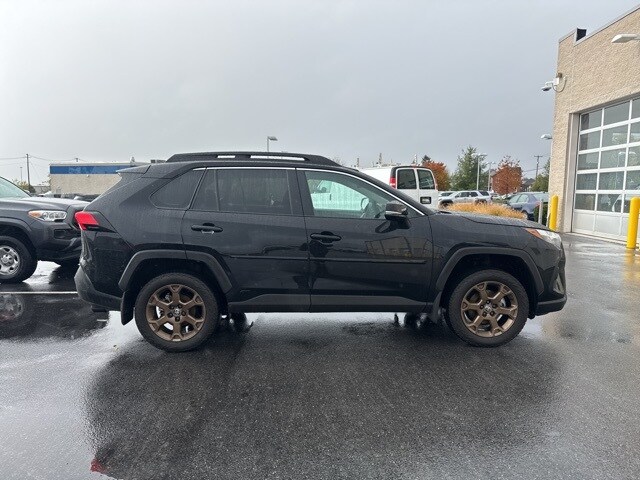 2023 Toyota RAV4 Hybrid photo 3