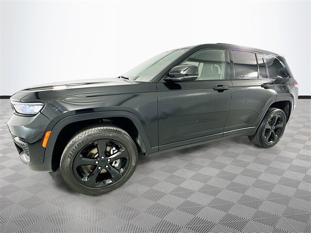 2023 Jeep Grand Cherokee Altitude X photo 2