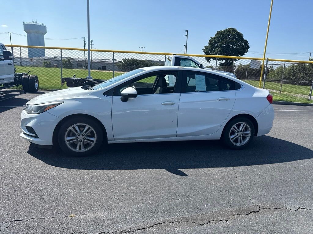 Used 2016 Chevrolet Cruze LT Sedan