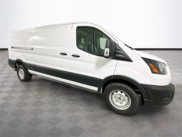 2025 Ford Transit Cargo Van photo 3