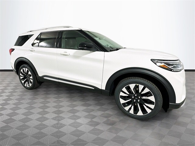 2026 Ford Explorer Platinum photo 3