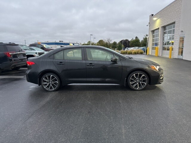 2020 Toyota Corolla SE photo 3