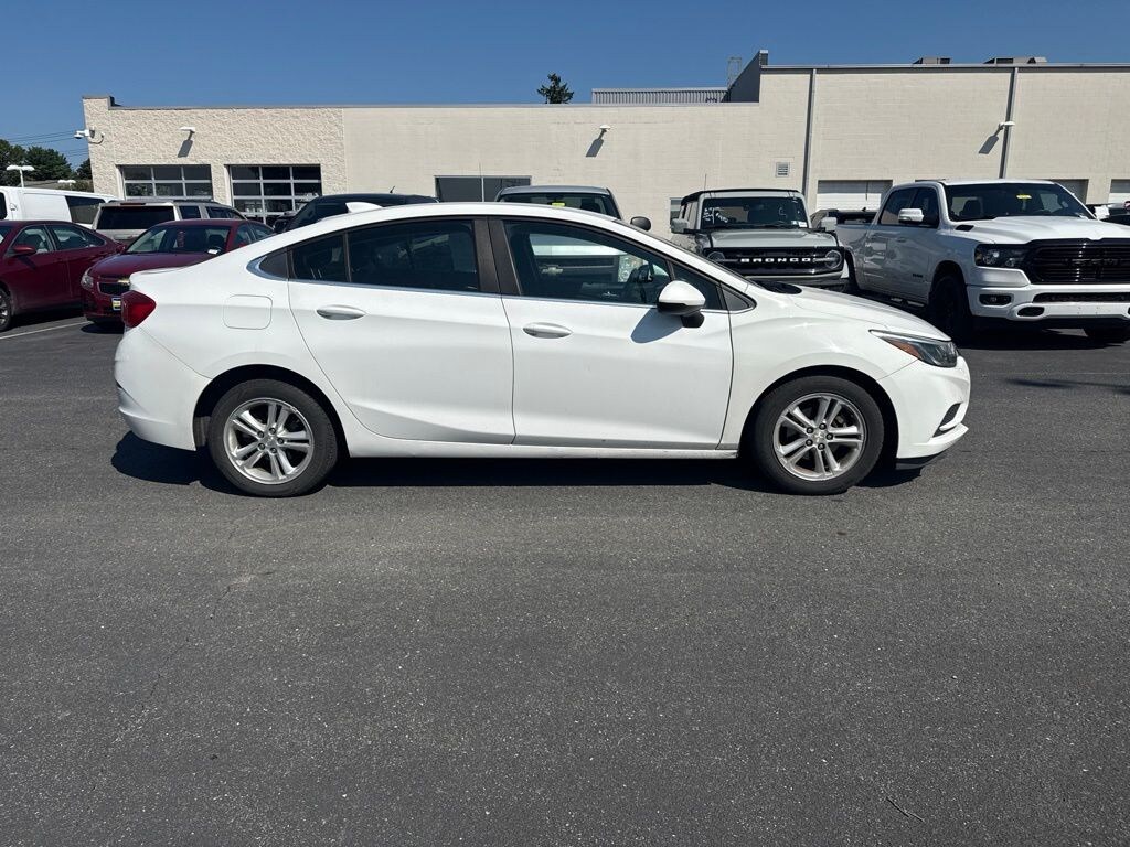 Used 2016 Chevrolet Cruze LT Sedan