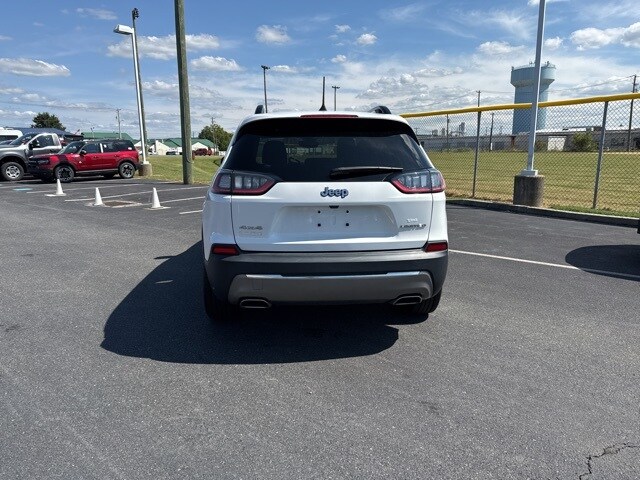 2022 Jeep Cherokee Limited photo 2