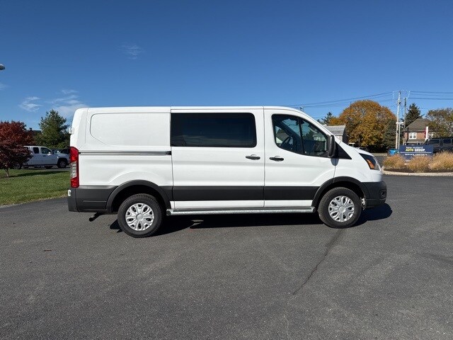 2024 Ford Transit photo 3