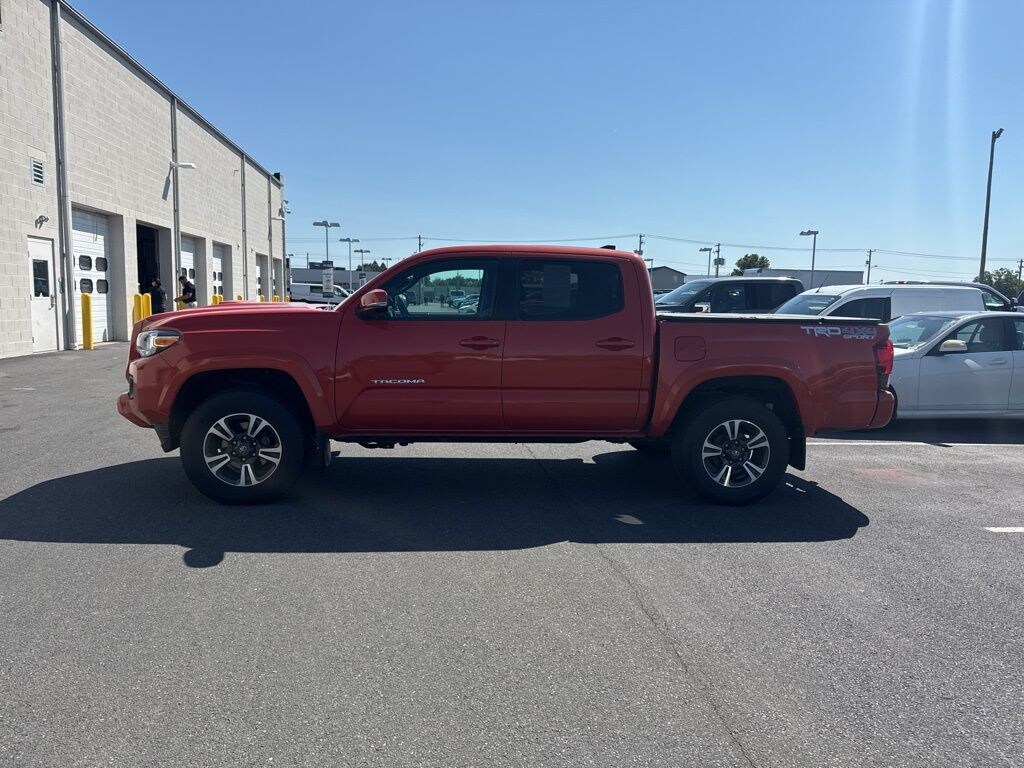 Used 2018 Toyota Tacoma TRD Sport Truck Double Cab