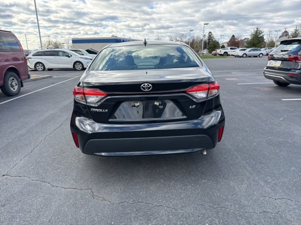 Certified 2022 Toyota Corolla LE Sedan