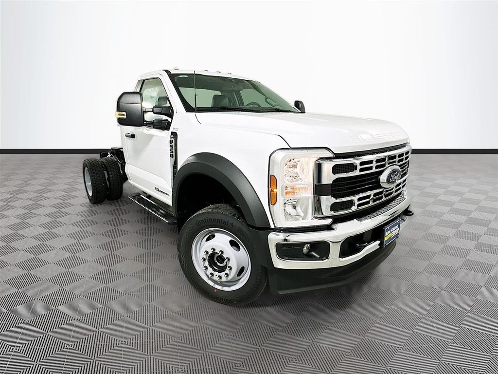 2026 Ford F-550 XL 4x4 Regular Cab 145-In DRW's photo