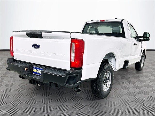 2026 Ford F-250 XL photo 4