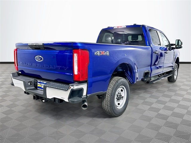 2026 Ford F-350 XL photo 2