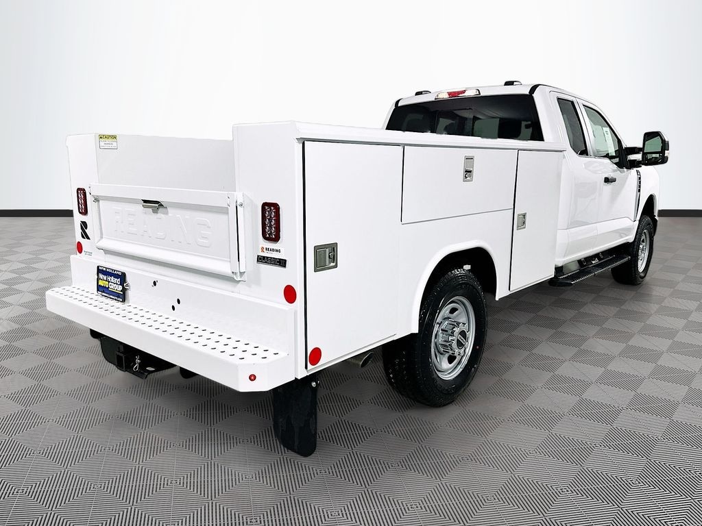 New 2026 Ford F-350 Chassis XL Chassis