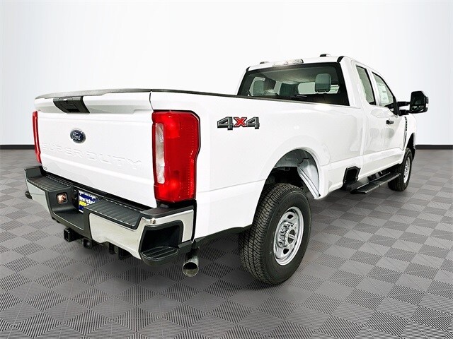 2026 Ford F-250 XL photo 4
