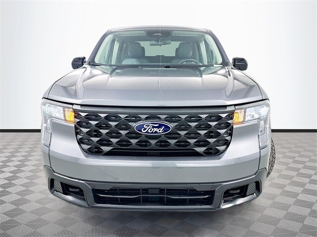 2025 Ford Maverick XLT photo 2