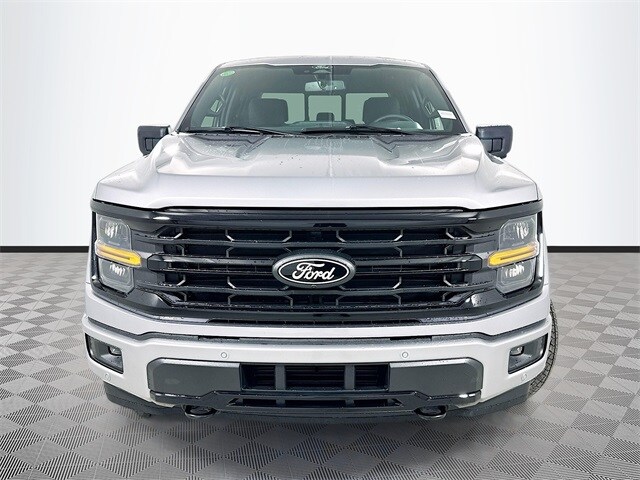 2025 Ford F-150 XLT photo 2