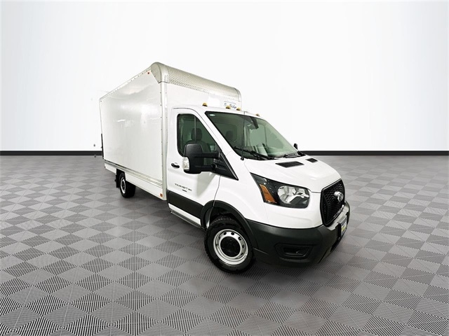 2025 Ford Transit Chassis Cab Base's photo